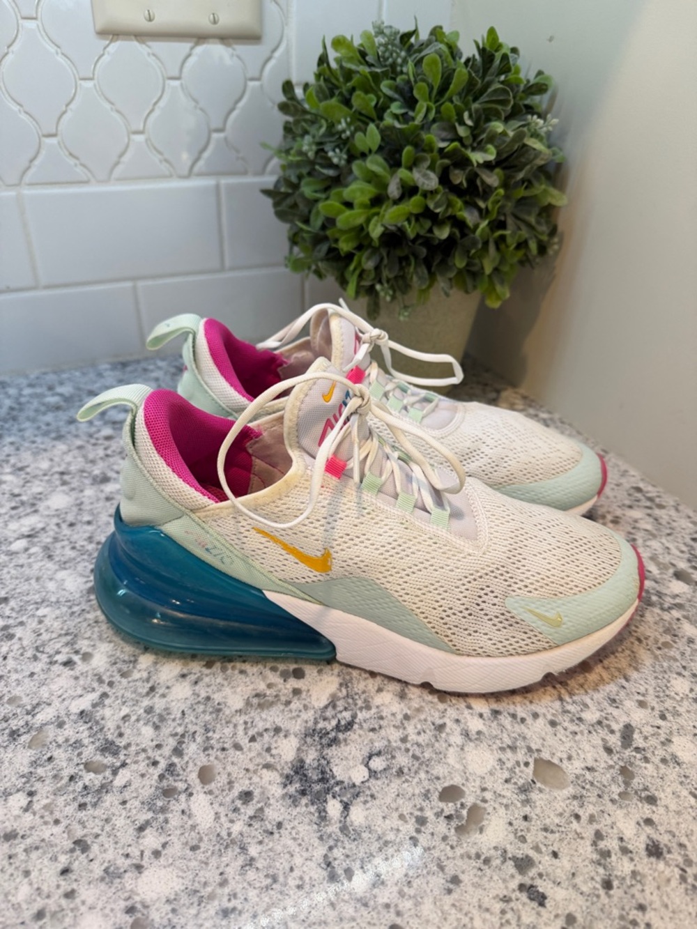 Nike Air Max 270 Pastel 2019 size 8